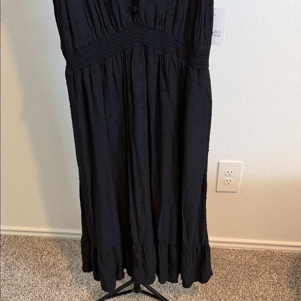 Croft & Barrow Black Sleeveless Midi Dress - Picture 3 of 6